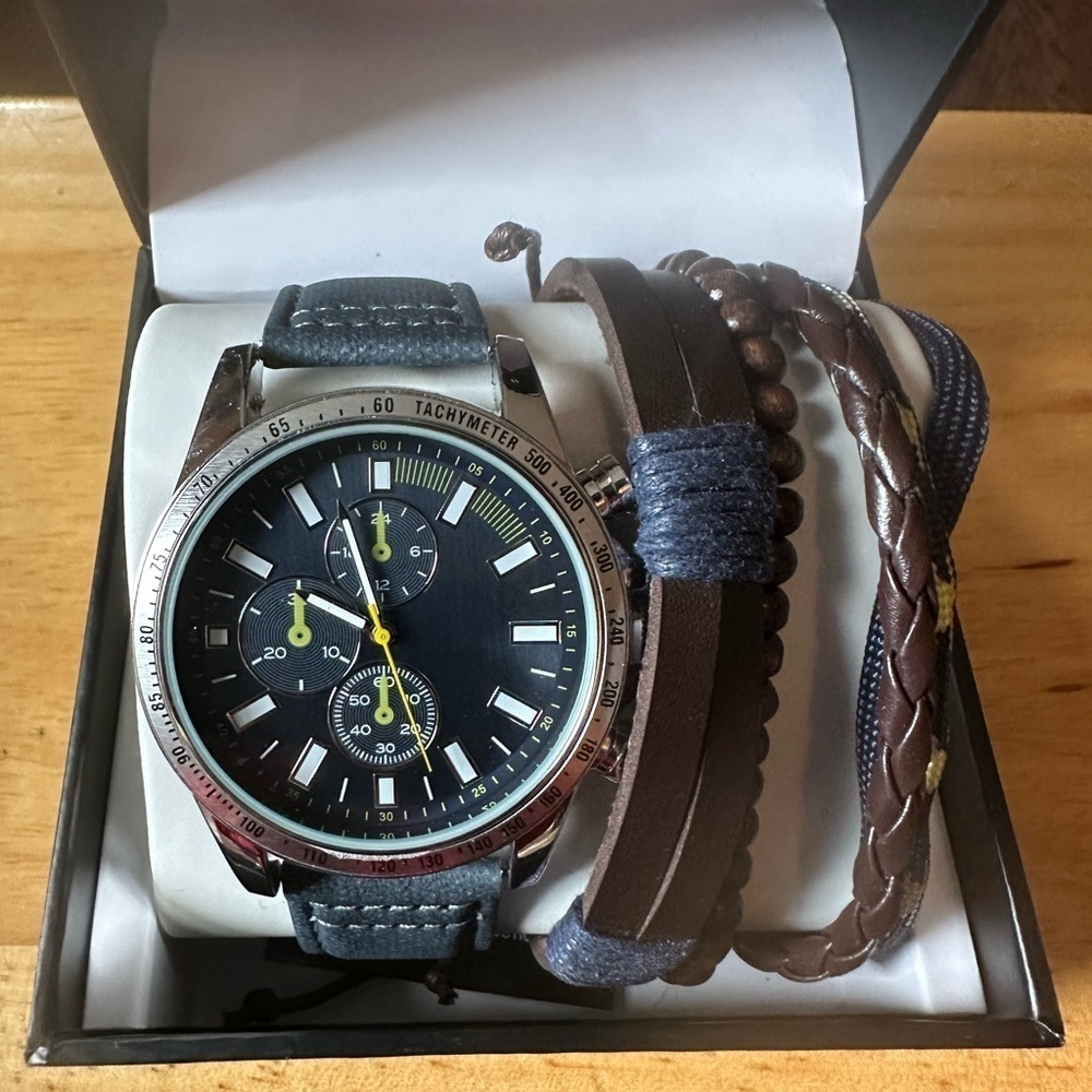 NIB Men's Chronograph Silver-Tone Faux Leather Strap Watch Set 48mm,